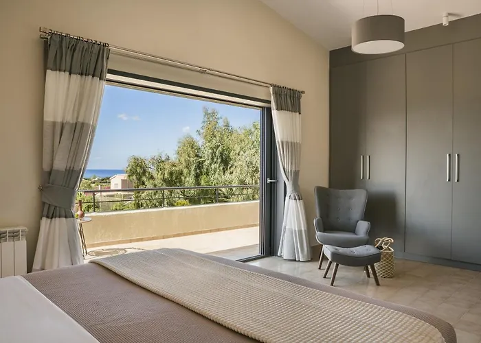 Astoria Exclusive Luxury In With Breathtaking Views And Private Grounds