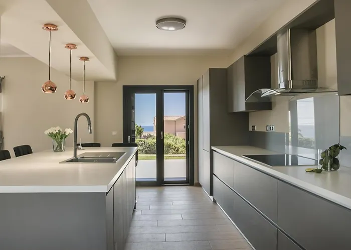 Astoria Exclusive Luxury In With Breathtaking Views And Private Grounds Βίλα *