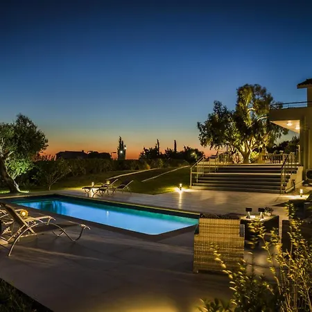 Astoria Exclusive Luxury In With Breathtaking Views And Private Grounds * Svoronata