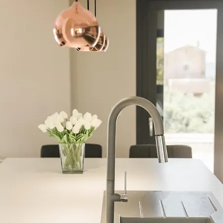 Astoria Exclusive Luxury In With Breathtaking Views And Private Grounds *