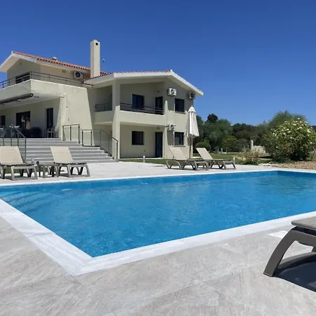 Astoria Exclusive Luxury In With Breathtaking Views And Private Grounds *